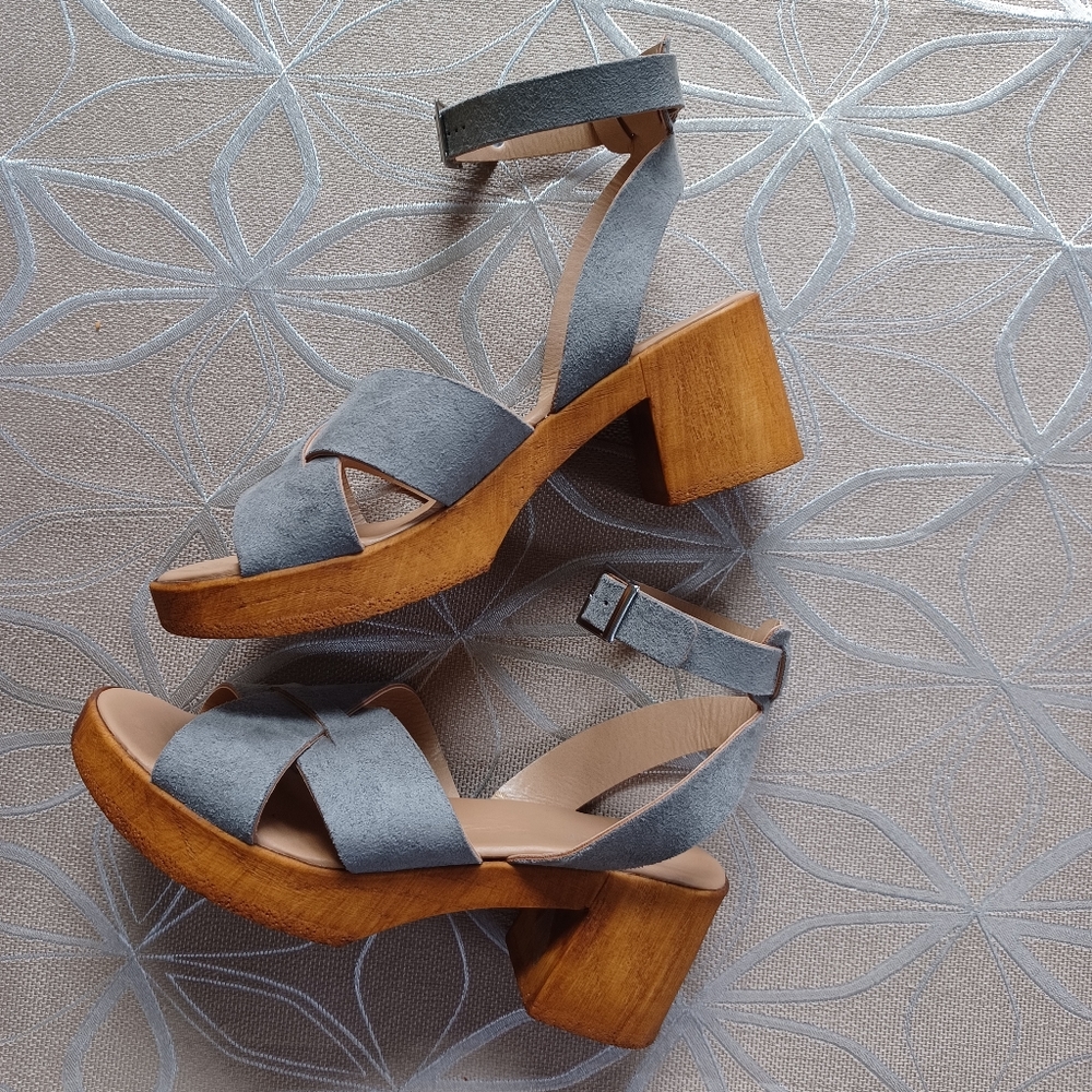 NWT Ankle Strap Platforms!